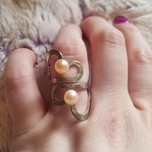 Vantel Pearls **RETIRED** Double the Love Ring